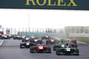 2371-gp3-hungary-race1-conference-2014
