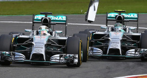 Nico-Rosberg-Lewis-Hamilton_3195016